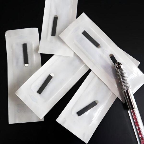 30Pcs/Bag Microblading Microblade Eyebrow needles 0.15mm 0.18mm Nano Blade 18U 14F Microblade Fit with Microblading Manual pen hand tool Perfect for Microblading Eyebrow Artist